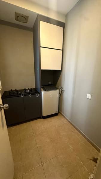 Service Residence for Sale at D'Summit Residences - Bro Sham - PropertyGuru.com.my