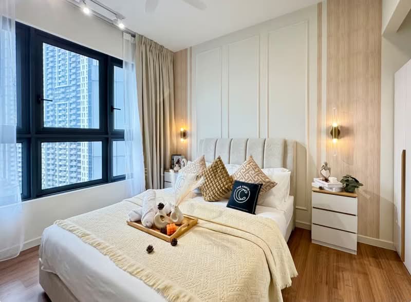 Service Residence for Sale at Daya 1 Residences (D1R), TD Central - Bella Tan - Bedroom - PropertyGuru.com.my