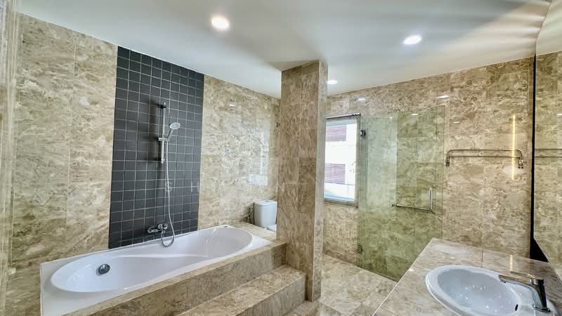 Bungalow for Sale in Bangsar (Kuala Lumpur) - Shawn Lim - Bathroom - PropertyGuru.com.my