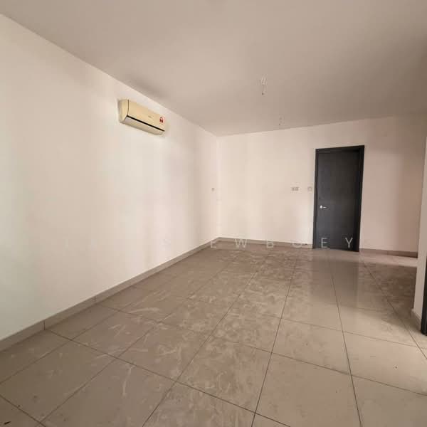 Semi-Detached House for Sale in Taman Bukit Serdang (Seri Kembangan) - Tay SiewBoey - Interior - PropertyGuru.com.my