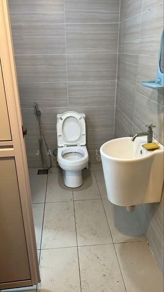 Service Residence for Rent at Serviced Residence @ 3 Towers - Jacksley Wong - Bathroom - PropertyGuru.com.my