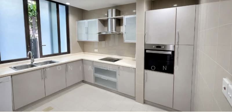 Bungalow for Rent in Mont Kiara (Kuala Lumpur) - Sonia Hartono - Kitchen - PropertyGuru.com.my