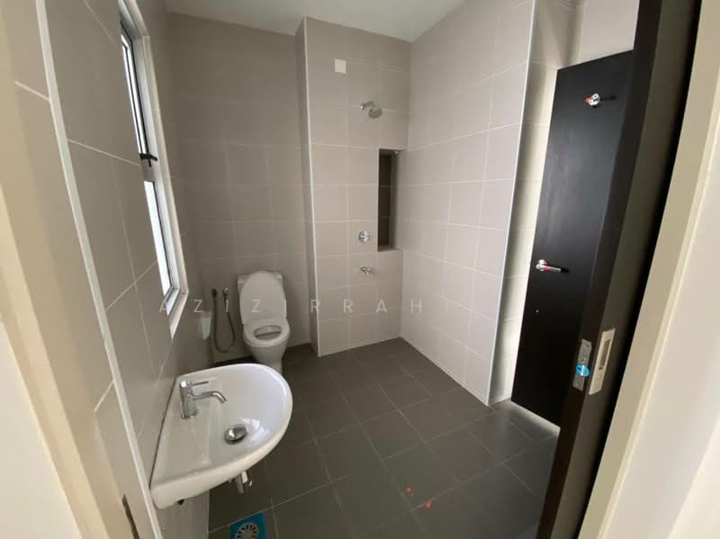 Rumah Teres 2-Tingkat untuk Dijual di Sepang (Selangor) - Azizirrahim . - Bathroom - PropertyGuru.com.my