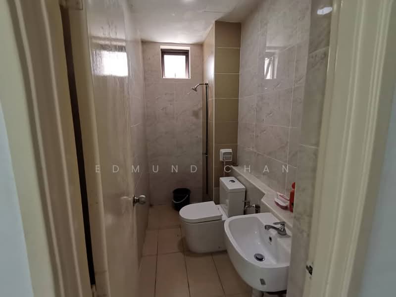 Servis Apartment untuk Disewa di D'Summit Residences - Edmund Chan - Bathroom - PropertyGuru.com.my