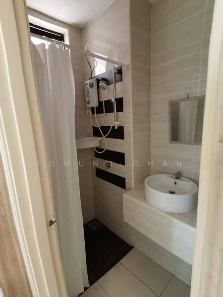 Servis Apartment untuk Disewa di D'Summit Residences - Edmund Chan - Bathroom - PropertyGuru.com.my