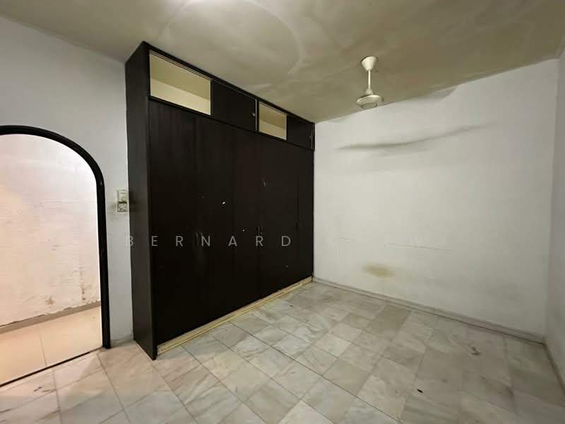 Semi-Detached House for Sale in Taman Iping (Batu Maung) - Bernard Chew - Interior - PropertyGuru.com.my