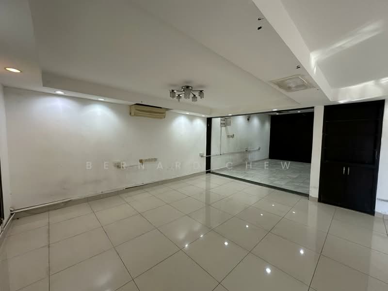 Semi-Detached House for Sale in Taman Iping (Batu Maung) - Bernard Chew - Interior - PropertyGuru.com.my