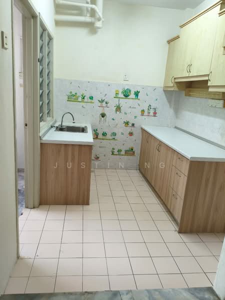 Pangsapuri untuk Dijual di D'Palma - Justin Ng - Kitchen - PropertyGuru.com.my