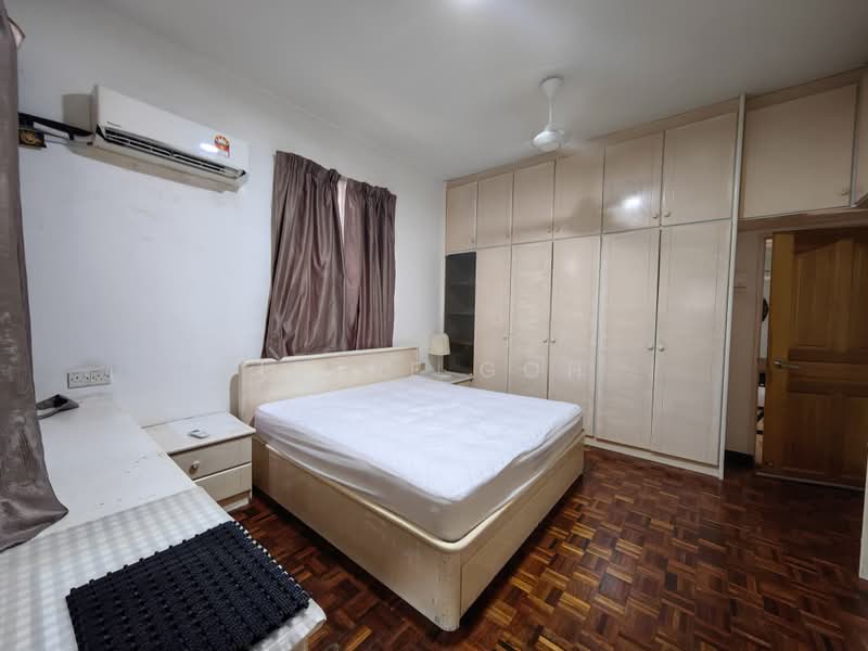 Pangsapuri untuk Disewa di Sri Emas - Irene Goh - Bedroom - PropertyGuru.com.my