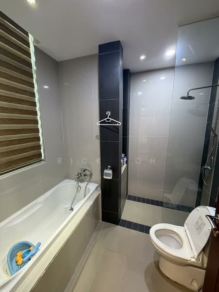 Condominium for Sale at H Residence (One Ritz Residence / Kelawai View) - Rick Goh - Bathroom - PropertyGuru.com.my