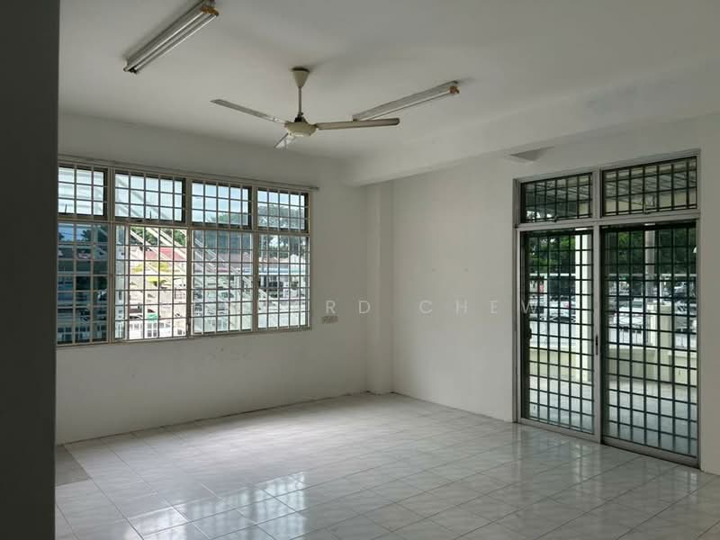 Semi-Detached House for Rent in Taman Iping (Batu Maung) - Bernard Chew - Interior - PropertyGuru.com.my