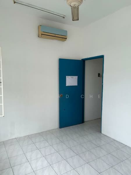 Semi-Detached House for Rent in Taman Iping (Batu Maung) - Bernard Chew - Interior - PropertyGuru.com.my