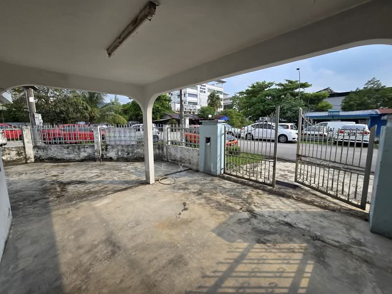 Rumah Teres 2 Tingkat untuk Dijual di KL City Centre (Kuala Lumpur) - Alex Loh - Exterior - PropertyGuru.com.my