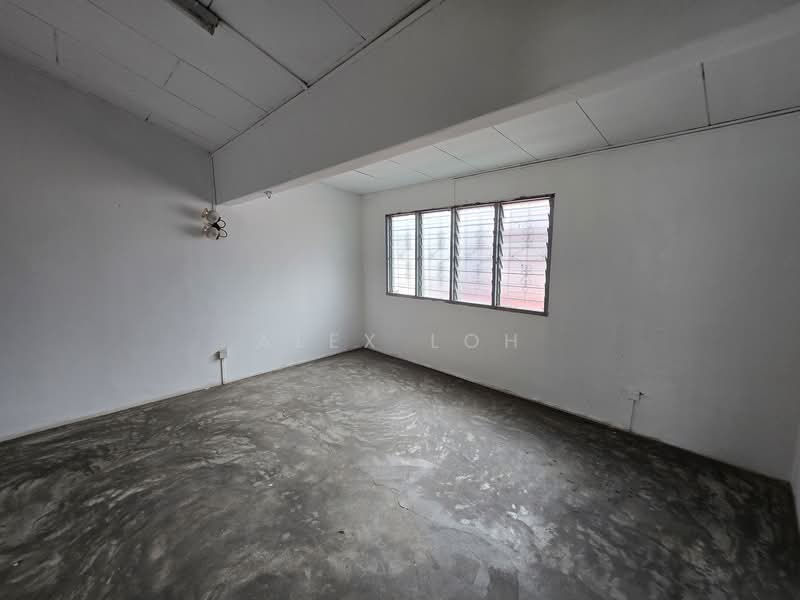 Rumah Teres 2 Tingkat untuk Dijual di KL City Centre (Kuala Lumpur) - Alex Loh - Mediurm Room - PropertyGuru.com.my