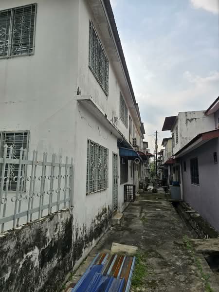 Rumah Teres 2 Tingkat untuk Dijual di KL City Centre (Kuala Lumpur) - Alex Loh - Exterior - PropertyGuru.com.my
