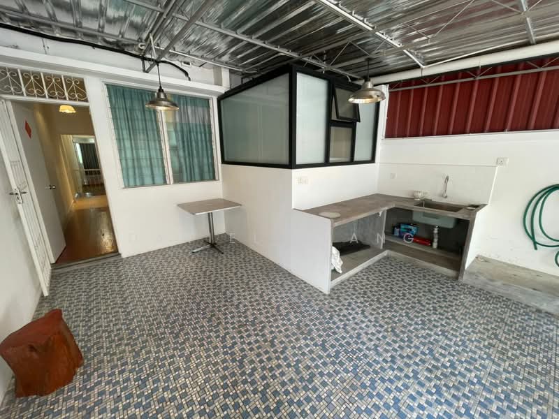 Office for Rent in George Town (Penang) - Daniel Phang - Kitchen - PropertyGuru.com.my
