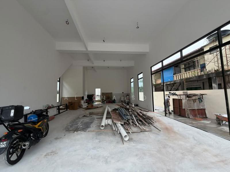 Shop for Rent in Selayang Baru (Selayang) - Alicia Soo - Interior - PropertyGuru.com.my