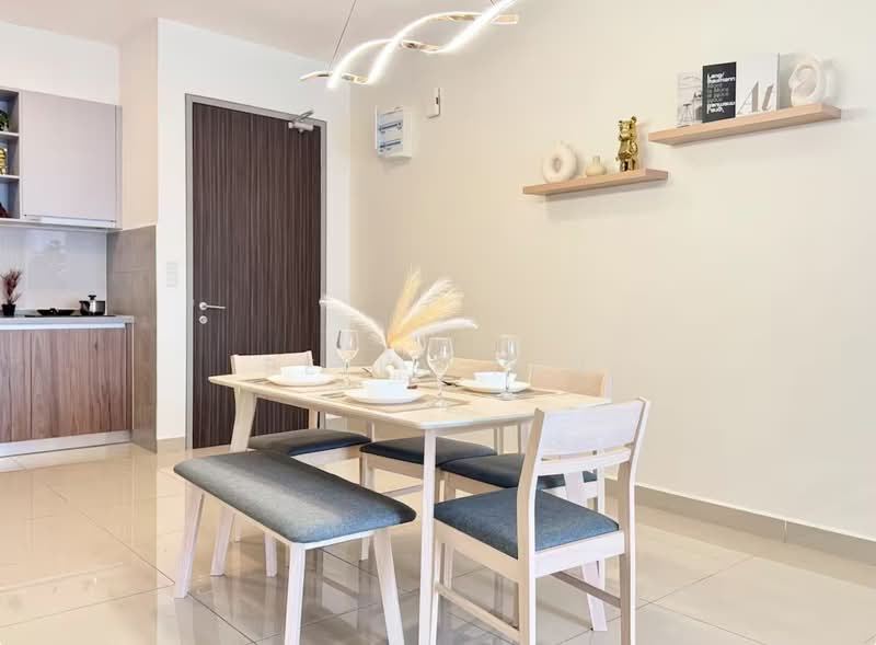 Service Residence for Sale at Daya 1 Residences (D1R), TD Central - Bella Tan - Kitchen - PropertyGuru.com.my