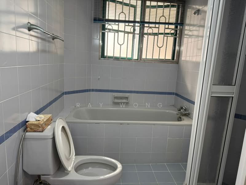Condominium for Rent at The Straits View Condominium - Ray Wong - Bathroom - PropertyGuru.com.my
