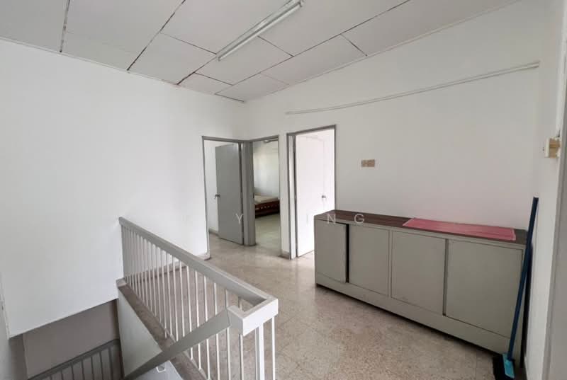 2-storey Terraced House for Sale in SS2 (Petaling Jaya) - Key Ling - Corridor - PropertyGuru.com.my