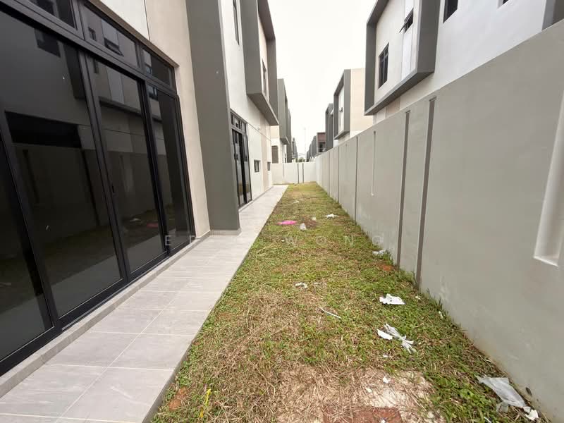 Semi-Detached House for Sale in Taman Sutera Utama (Skudai) - Eric Wong - PropertyGuru.com.my