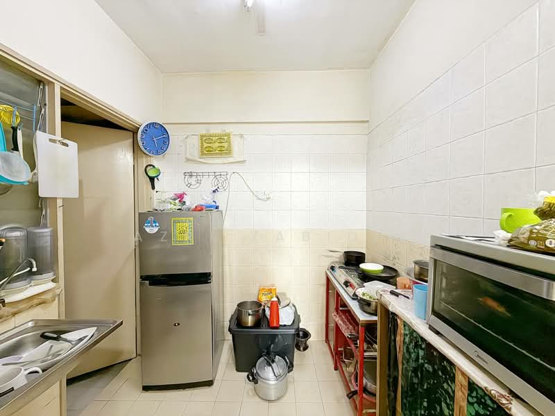 Pangsapuri untuk Dijual di Pangsapuri Permai Puteri - Azri Zabidin - PropertyGuru.com.my