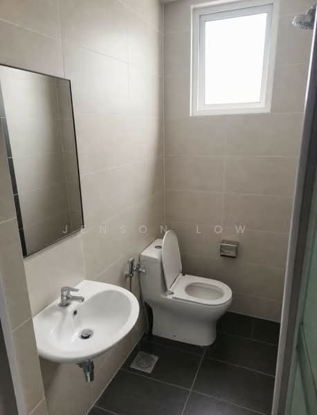 Servis Apartment untuk Dijual di Pinnacle Sri Petaling - Jenson Low - Bathroom - PropertyGuru.com.my