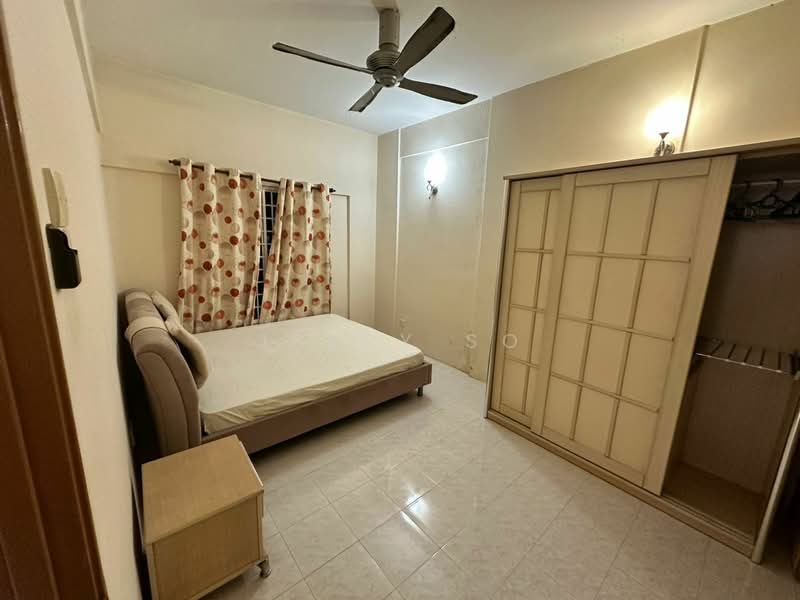 Kondominium untuk Dijual di Alpine Tower - Jerry So - Bedroom - PropertyGuru.com.my
