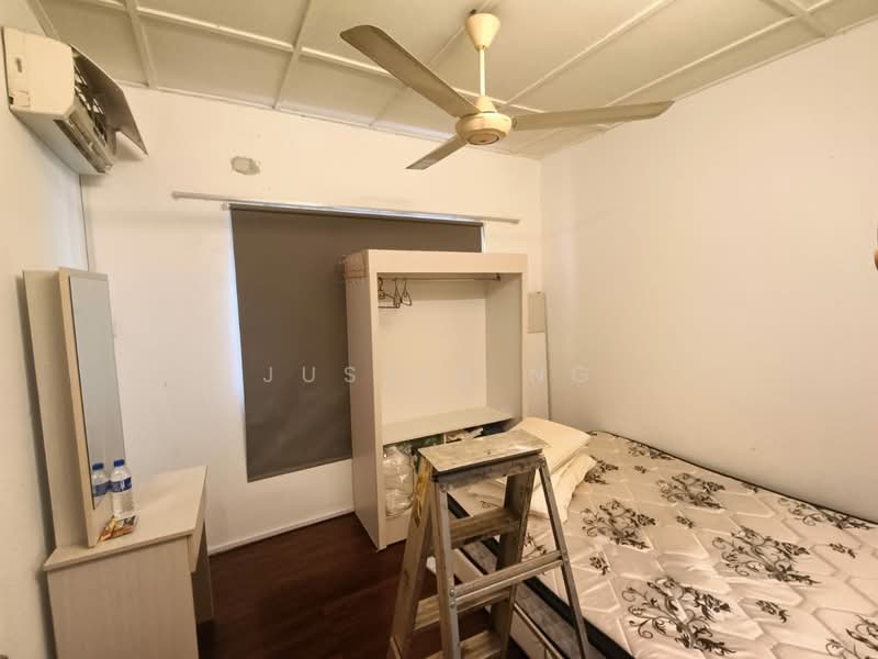 Pangsapuri untuk Dijual di Kenanga Apartments - Justin Ng - Bedroom - PropertyGuru.com.my
