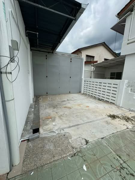 Semi-Detached House for Rent in Air Hitam (Ayer Itam) - Fionne Seah - PropertyGuru.com.my