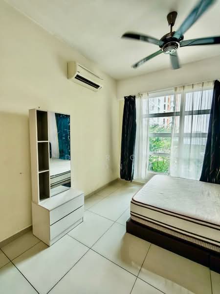 Kondominium untuk Disewa di The Zest @ Kinrara 9 - Derrick Yeong - Bedroom - PropertyGuru.com.my