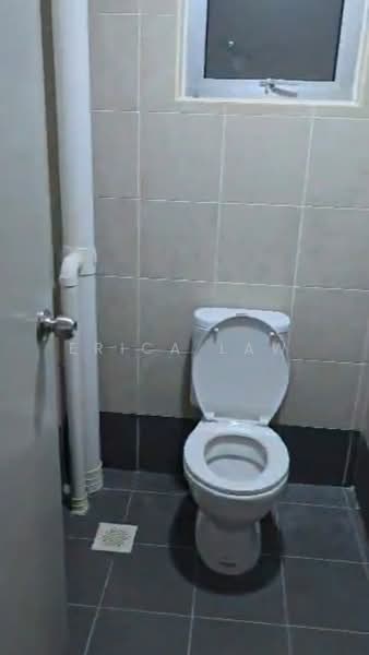Retail Space for Rent in Salak Selatan (Kuala Lumpur) - Erica Law - Bathroom - PropertyGuru.com.my