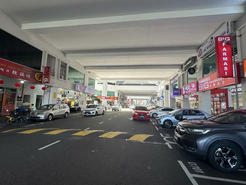 Retail Space for Rent in Salak Selatan (Kuala Lumpur) - Erica Law - Exterior - PropertyGuru.com.my