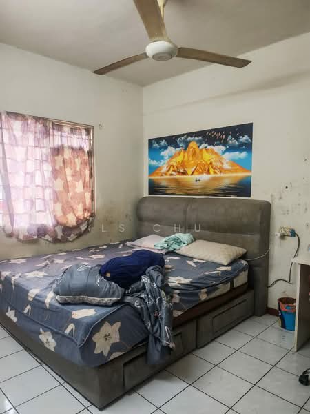 Pangsapuri untuk Dijual di Permai @ USJ 1 (Coral Court) - LS Chu - Bedroom - PropertyGuru.com.my
