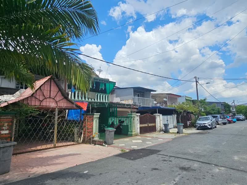 Rumah Teres 2 Tingkat untuk Dijual di Perling (Skudai) - Xuelly Cheong - Exterior - PropertyGuru.com.my