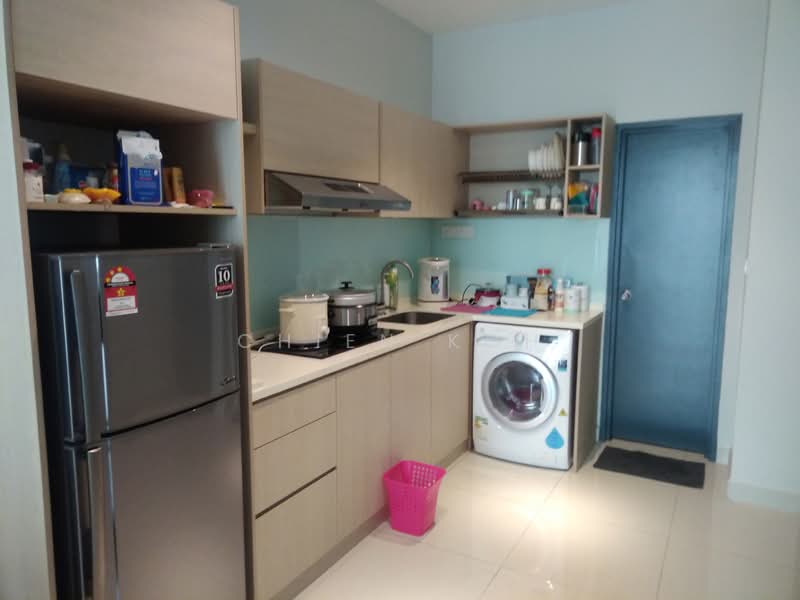 Service Residence for Sale at Atria SOFO Suites - Chien Koh - Kitchen - PropertyGuru.com.my