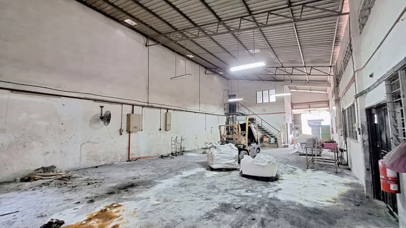 Semi-D Factory for Sale in Lahat (Perak) - Lee Muzi - Interior - PropertyGuru.com.my