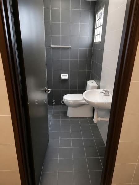 Service Residence for Sale at Koi Kinrara - Jenson Low - Bathroom - PropertyGuru.com.my