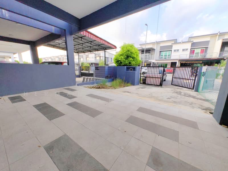 Rumah Teres 2 Tingkat untuk Dijual di Taman Warisan Hijauan (Sepang) - Herman Sazwan Nor Rahim - Porch - PropertyGuru.com.my