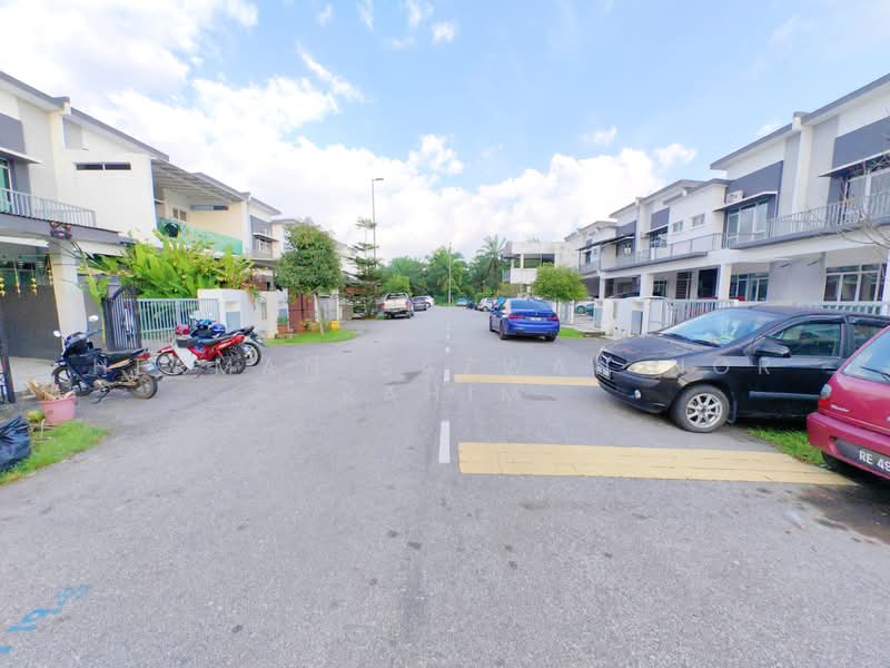Rumah Teres 2 Tingkat untuk Dijual di Taman Warisan Hijauan (Sepang) - Herman Sazwan Nor Rahim - Exterior - PropertyGuru.com.my