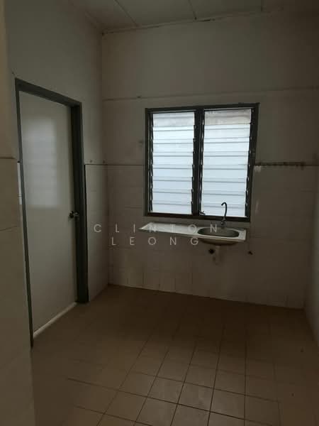 Apartment for Rent at Sri Ros Apartment - Clinton Leong - Kitchen - PropertyGuru.com.my