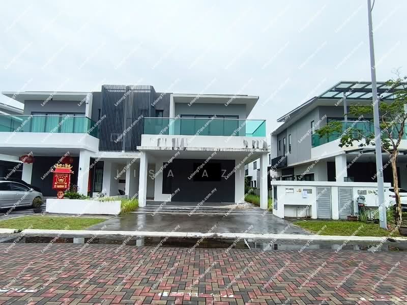 Semi-Detached House for Sale in D'Island (Puchong) - Lisa Azila - Exterior - PropertyGuru.com.my