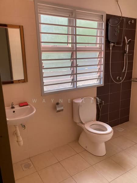3-storey Terraced House for Sale in Bangsar (Kuala Lumpur) - Wayne Lee - Bathroom - PropertyGuru.com.my