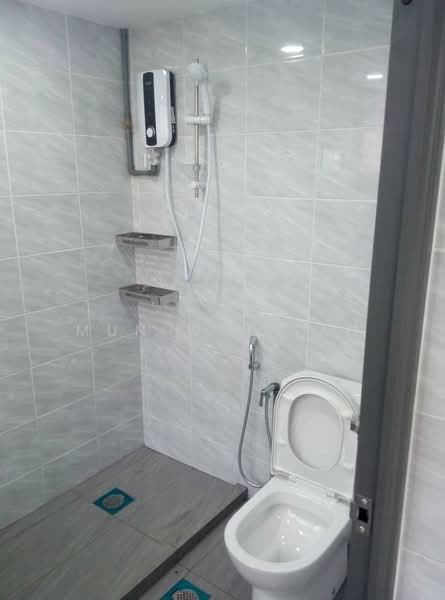 Condominium for Rent at Bougainvilla Condominium, Bukit Bintang - Mun Wai Yan - Bathroom - PropertyGuru.com.my