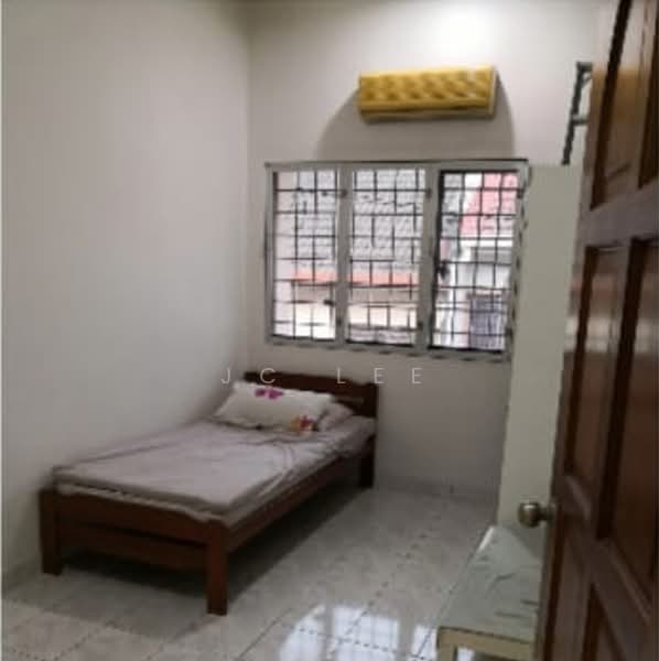 Rumah Teres 2 Tingkat untuk Dijual di Petaling Jaya (Selangor) - Jc Lee - Bedroom - PropertyGuru.com.my