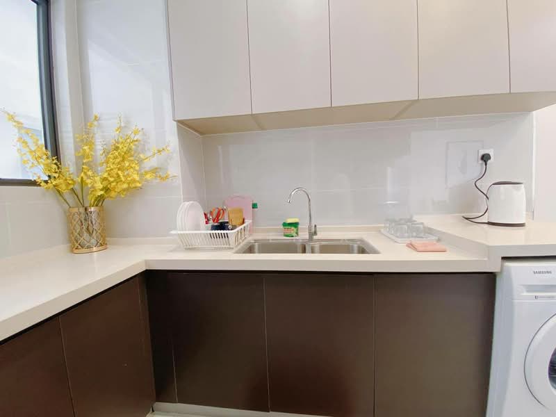 Condominium for Sale at Bay Point @ Country Garden Danga Bay - NG ZEN XI - Kitchen - PropertyGuru.com.my