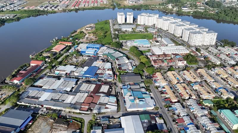 Semi-D Factory for Sale in Bintawa Industrial Estate (Kuching) - Sherene Kok - Exterior - PropertyGuru.com.my