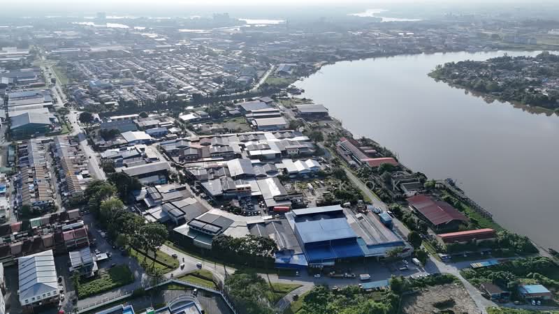 Semi-D Factory for Sale in Bintawa Industrial Estate (Kuching) - Sherene Kok - Exterior - PropertyGuru.com.my