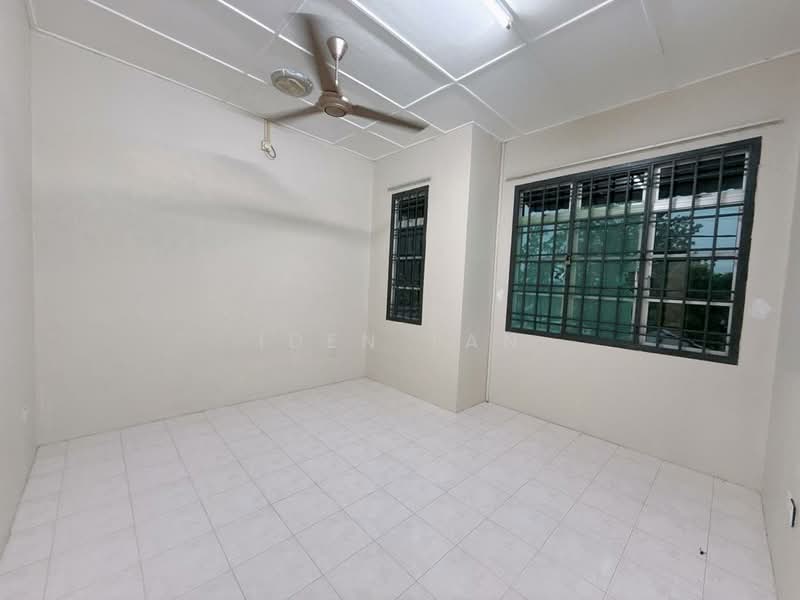 Rumah Teres 2 Tingkat untuk Dijual di Taman Kota Jaya (Kota Tinggi) - Iden Tan - Interior - PropertyGuru.com.my