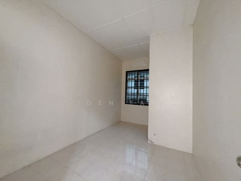 Rumah Teres 2 Tingkat untuk Dijual di Taman Kota Jaya (Kota Tinggi) - Iden Tan - Interior - PropertyGuru.com.my